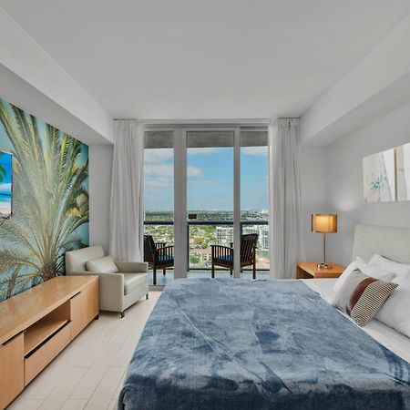 Water View Building With Pool - 5-Min Walk To The Beach Hallandale Beach Exterior photo